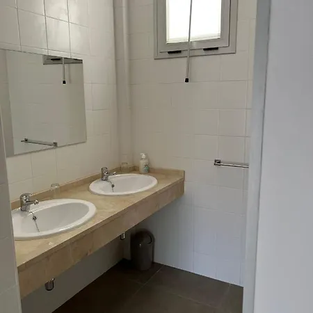 Hostel Cien Canos